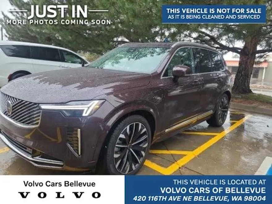 2025 Volvo XC90 T8 photo 1