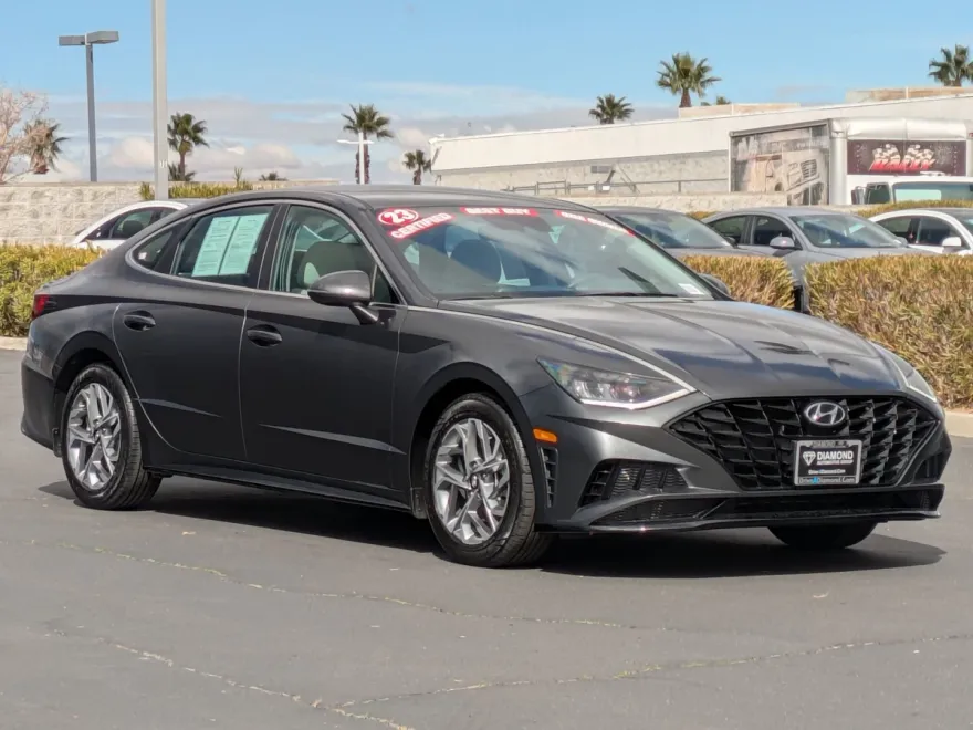 2023 Hyundai Sonata SEL photo 1
