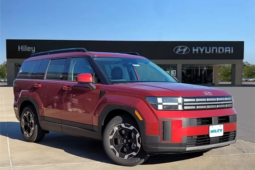 2025 Hyundai Santa Fe SEL photo 1
