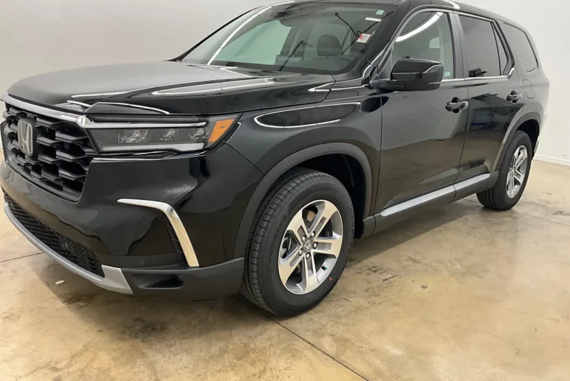 2025 Honda Pilot EX-L photo 1