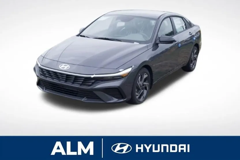 2025 Hyundai Elantra SEL Sport photo 1