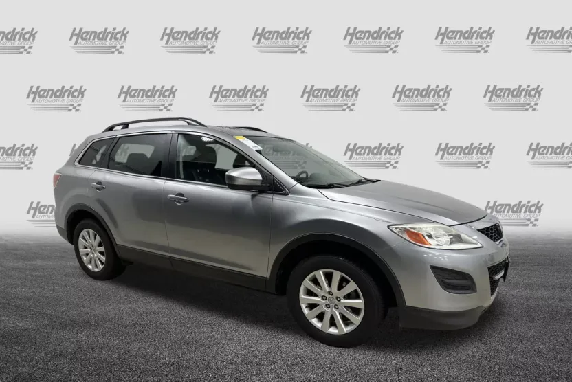 2010 Mazda CX-9 Touring photo 1