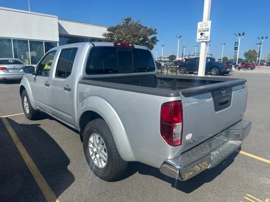 2019 Nissan Frontier SV photo 1