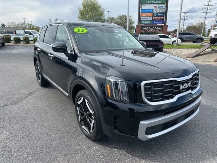 2023 Kia Telluride S photo 1
