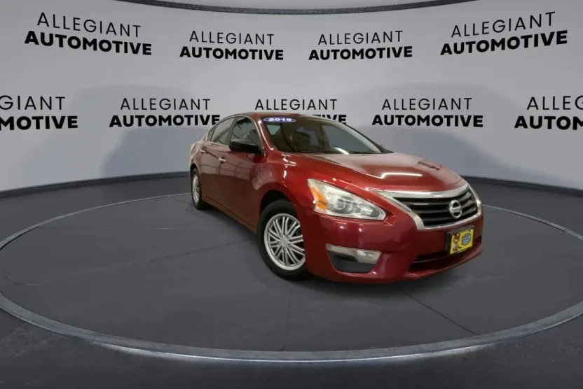 2015 Nissan Altima 2.5 photo 1