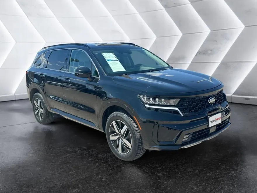 2021 Kia Sorento EX photo 1