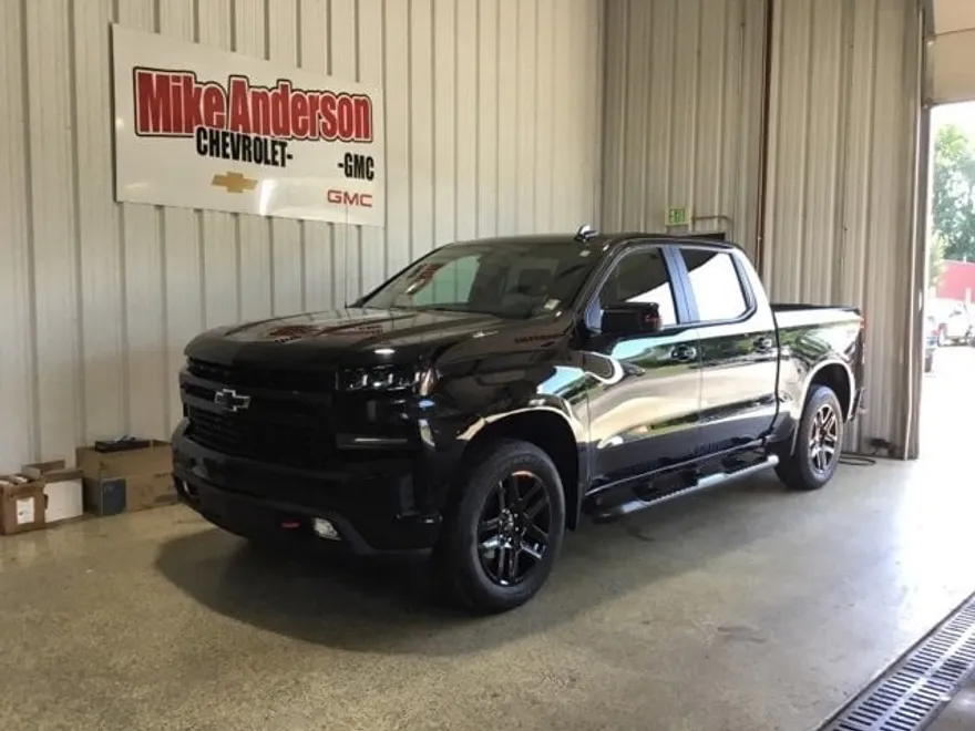2021 Chevrolet Silverado 1500 RST photo 1