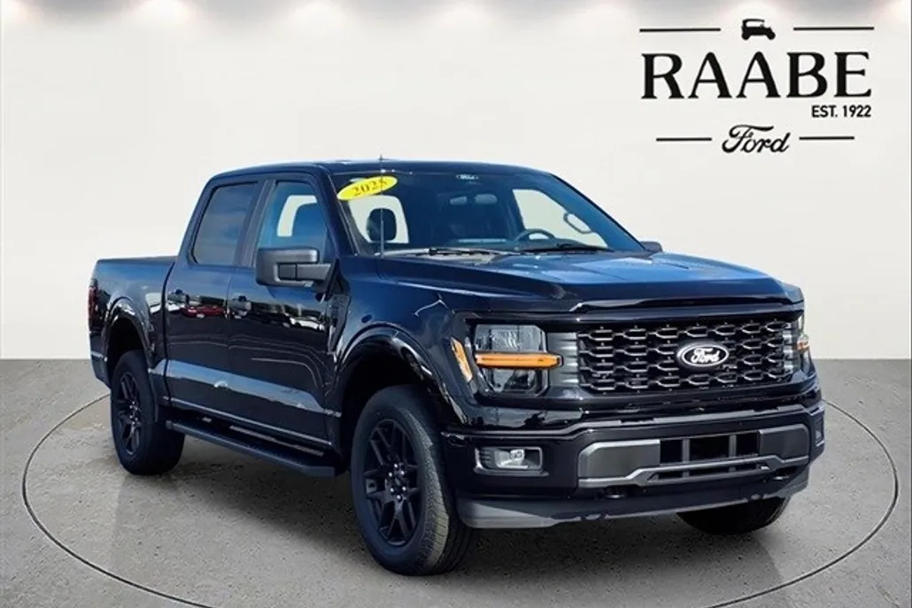 2025 Ford F-150 STX photo 1