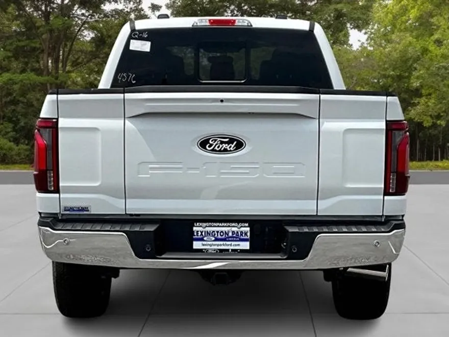 2025 Ford F-150 Lariat photo 1