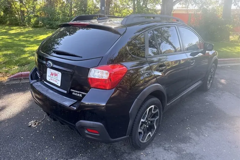 2016 Subaru Crosstrek Premium photo 1