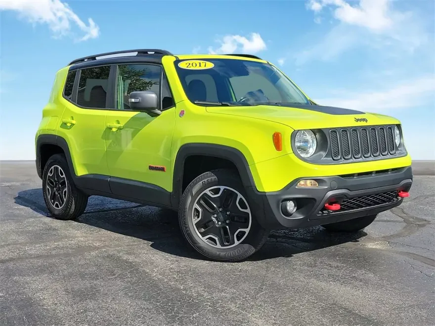 2017 Jeep Renegade Trailhawk photo 1