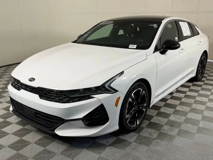 2021 Kia K5 GT-Line photo 1