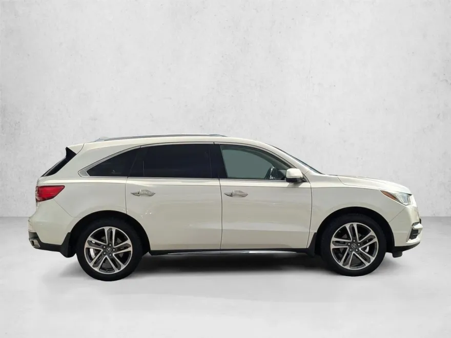 2017 Acura MDX Advance photo 1
