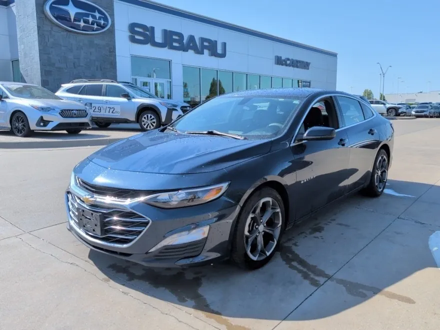 2022 Chevrolet Malibu 1LT photo 1