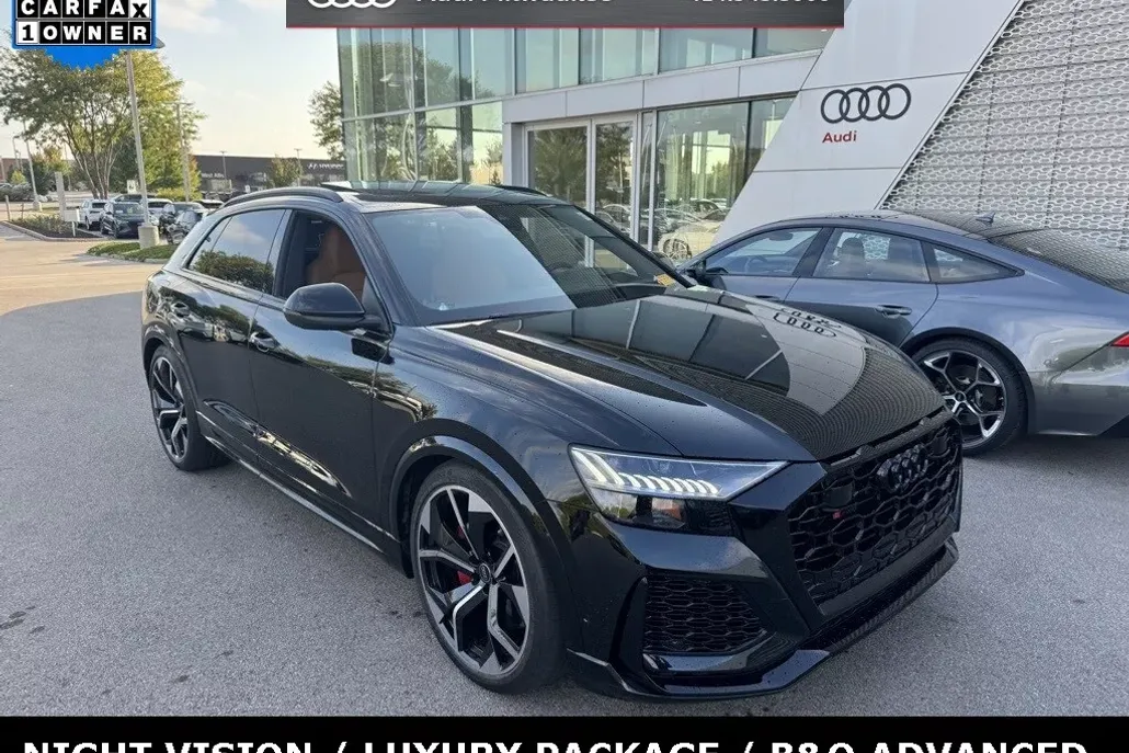 2023 Audi RS Q8 photo 1