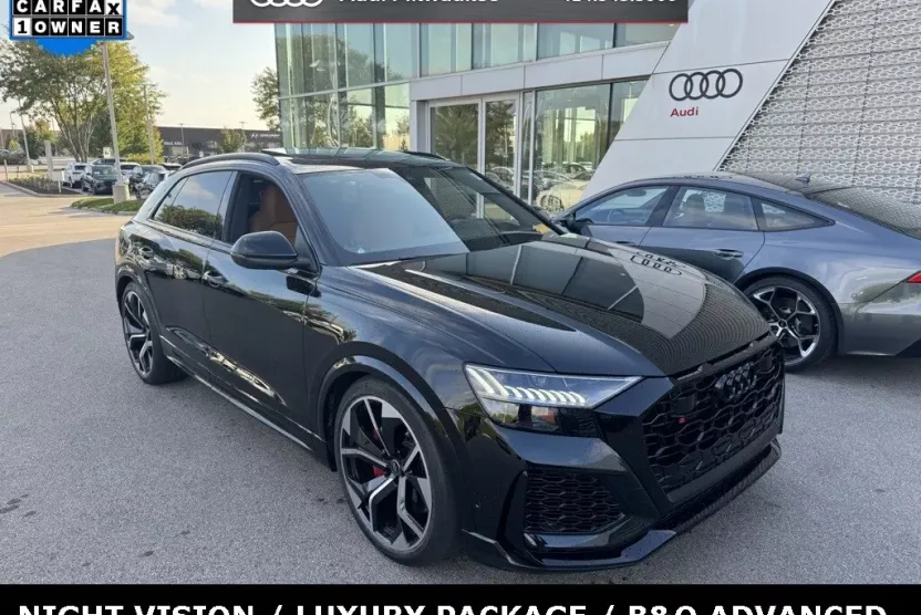 2023 Audi RS Q8 photo 1