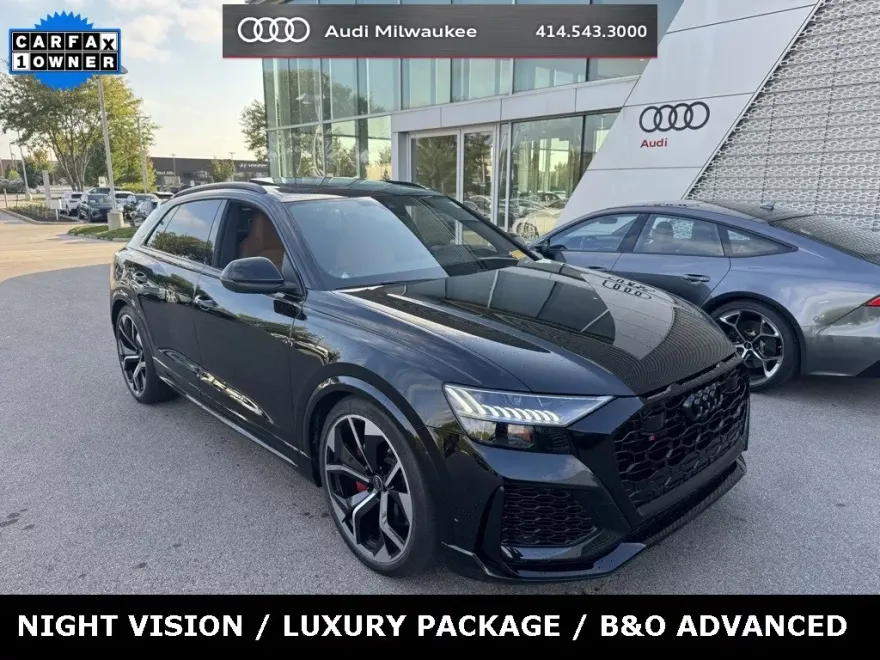 2023 Audi RS Q8 photo 1