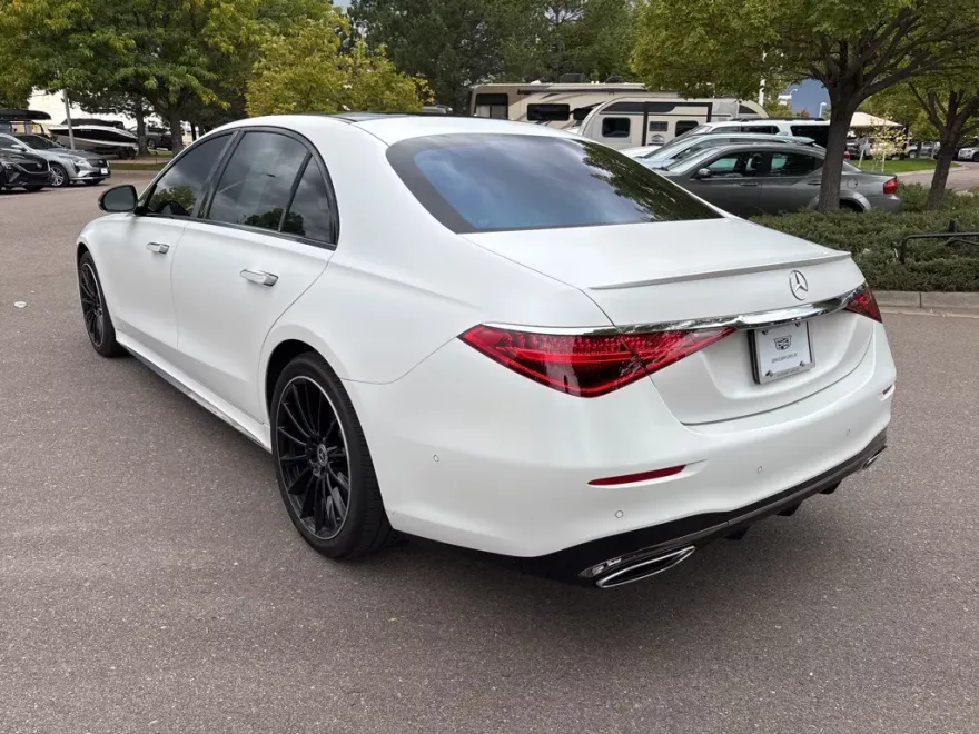 2024 Mercedes Benz S 580 4MATIC photo 1