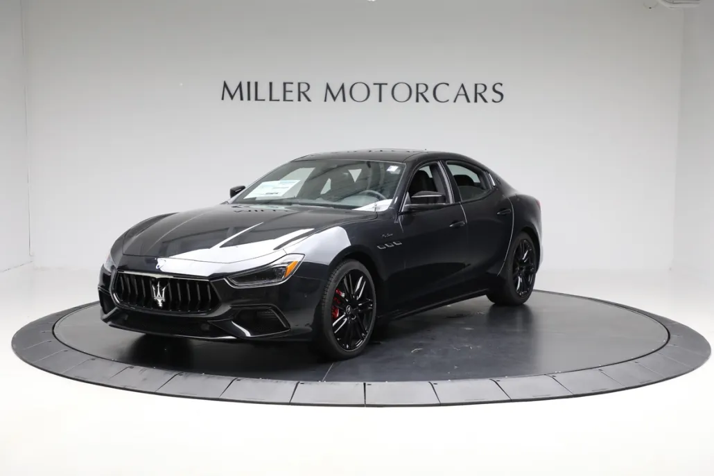2024 Maserati Ghibli Modena Q4 photo 1