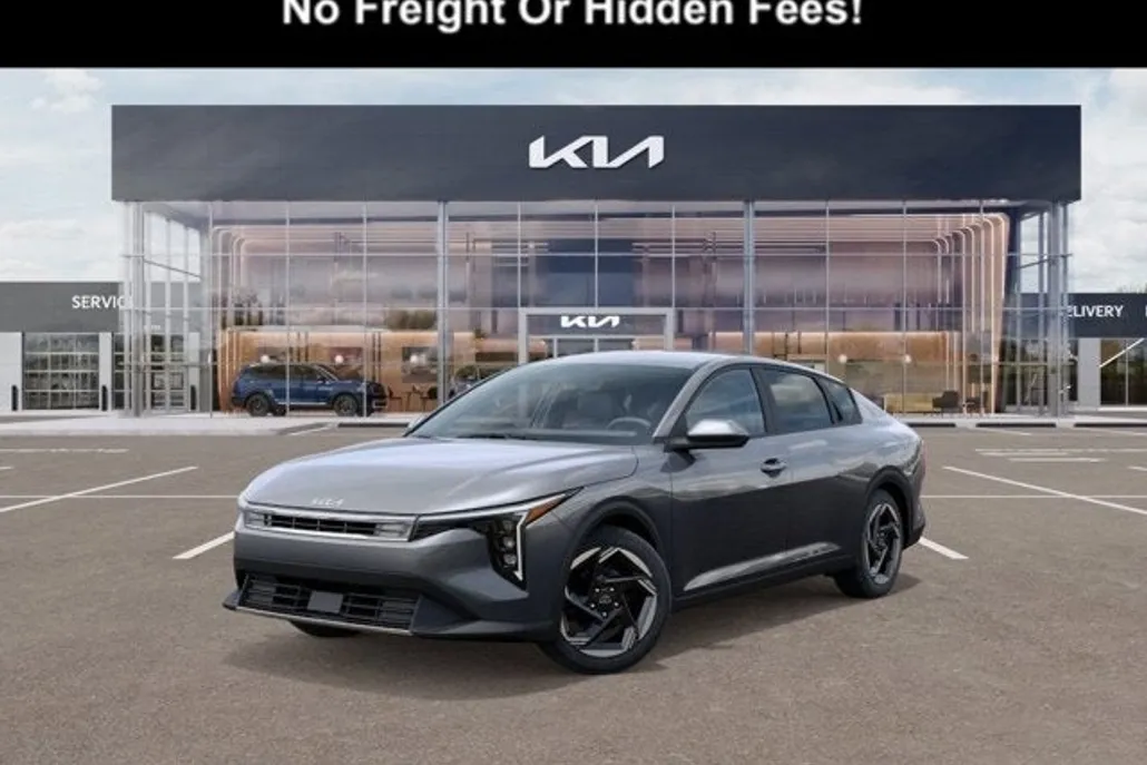 2025 Kia K4 EX photo 1