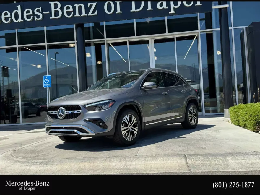 2026 Mercedes Benz GLA 250 4MATIC photo 1