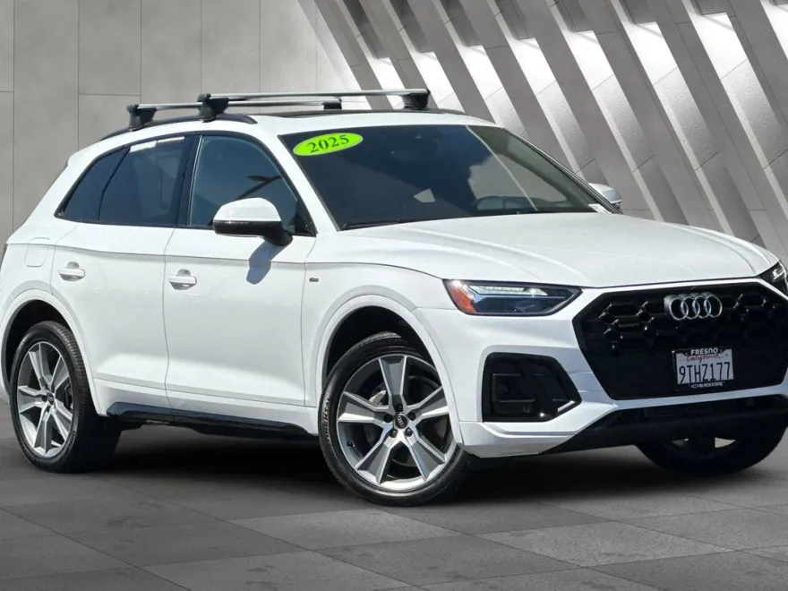 2025 Audi Q5 S line Premium photo 1