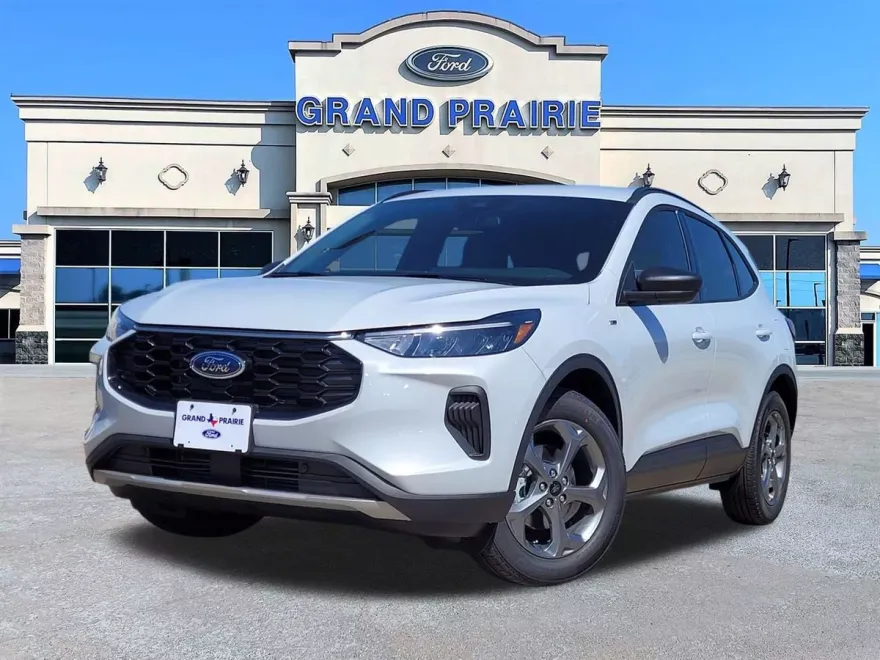 2025 Ford Escape ST-Line photo 1