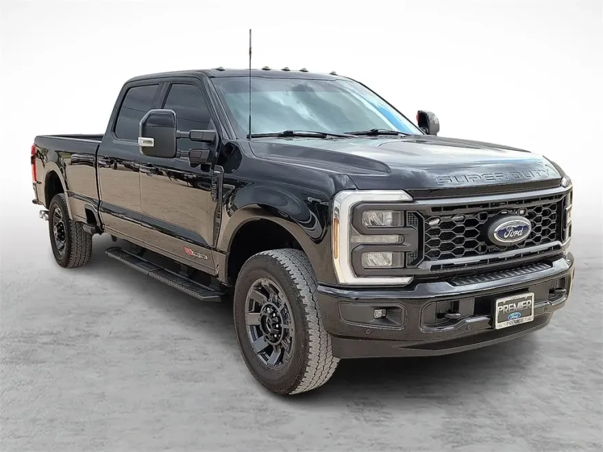2024 Ford F-350 Lariat photo 1