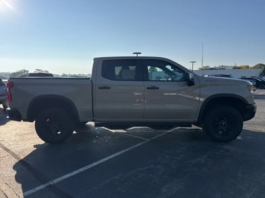 2022 Chevrolet Silverado 1500 ZR2 photo 1