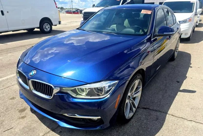 2017 Bmw 330i photo 1