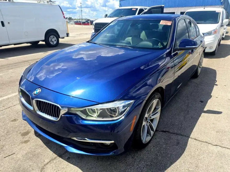 2017 Bmw 330i photo 1