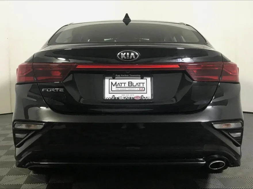 2020 Kia Forte LXS photo 1