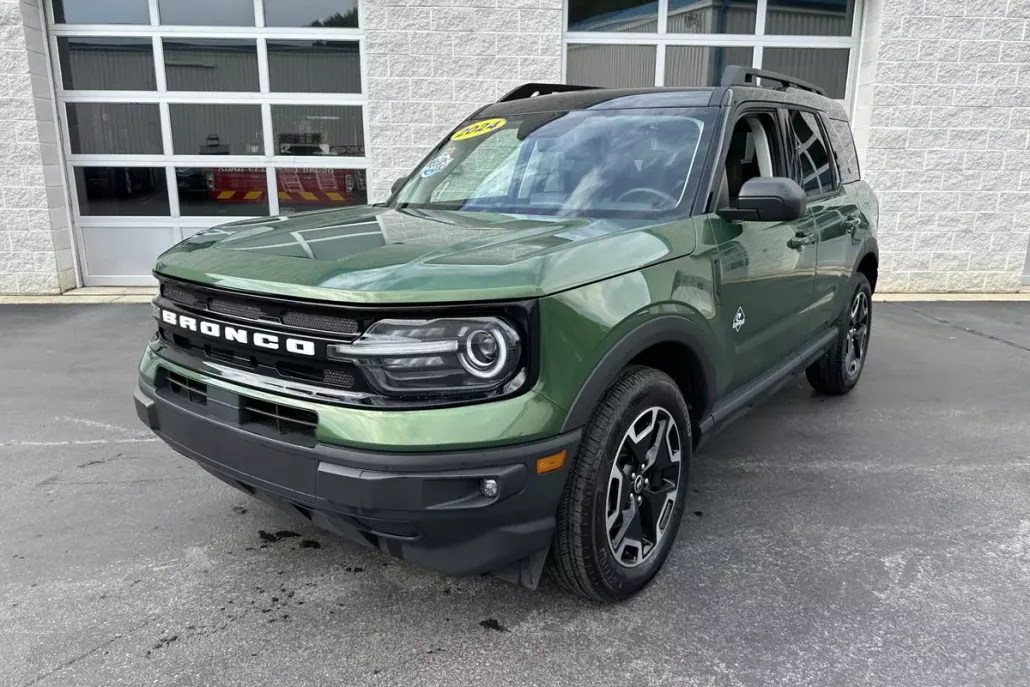 2024 Ford Bronco Sport Outer Banks photo 1