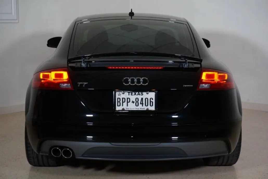 2010 Audi TT 2.0T Quattro Premium Plus photo 1