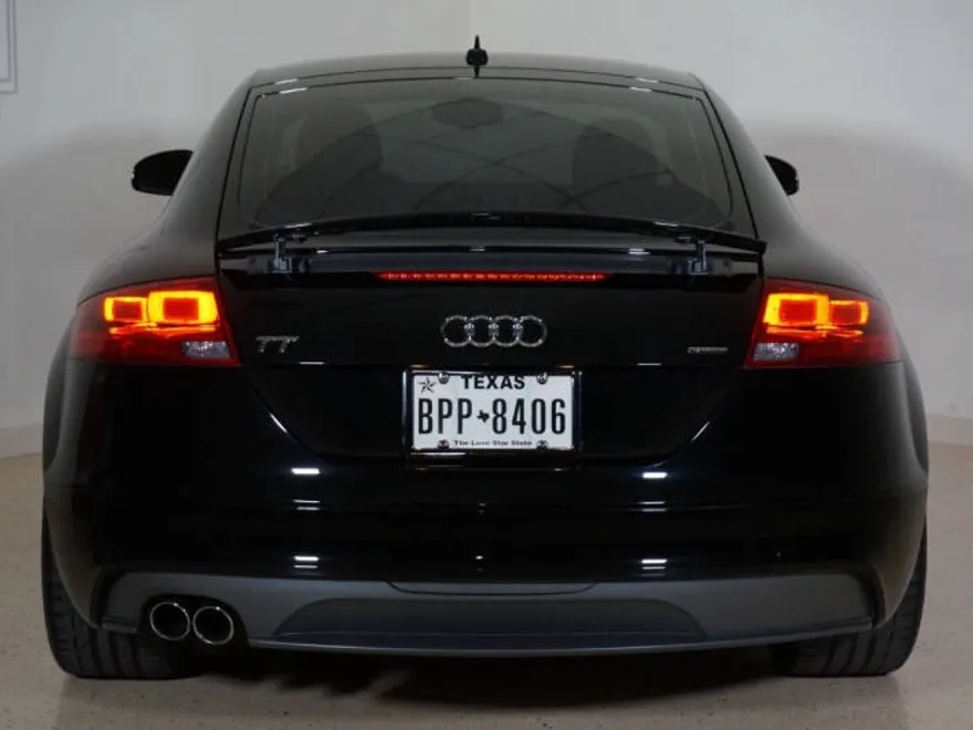 2010 Audi TT 2.0T Quattro Premium Plus photo 1