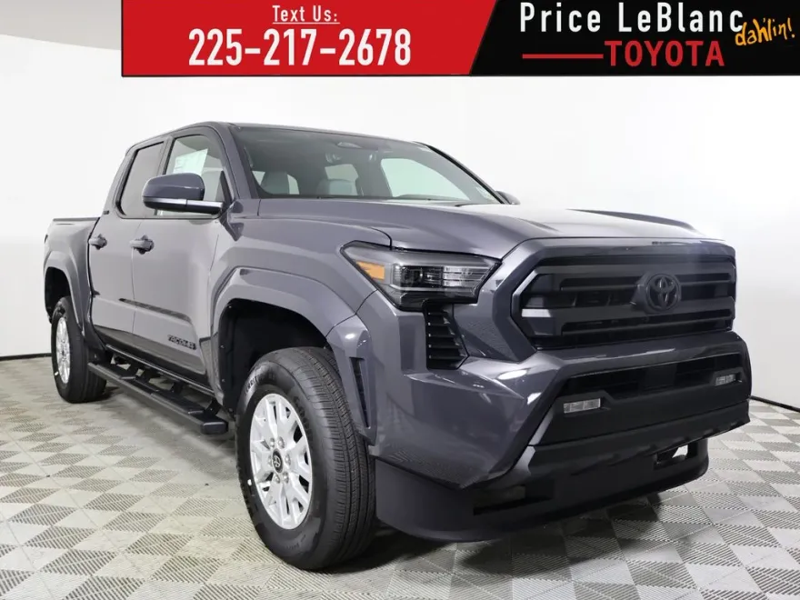 2025 Toyota Tacoma SR5 Double Cab photo 1