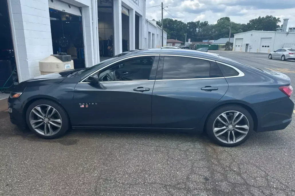 2021 Chevrolet Malibu 1LT photo 1