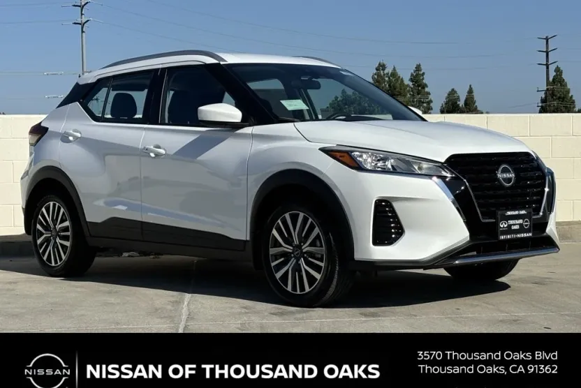 2024 Nissan Kicks SV photo 1
