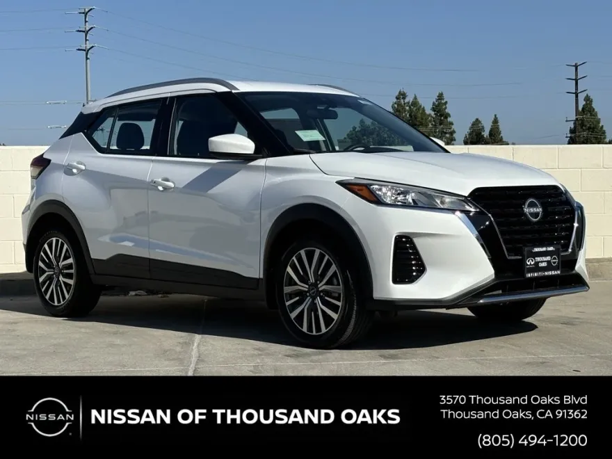 2024 Nissan Kicks SV photo 1