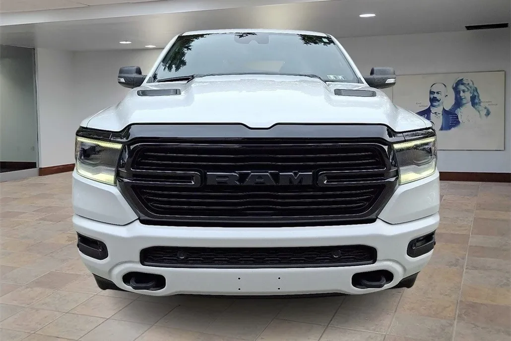 2022 Ram 1500 Laramie photo 1