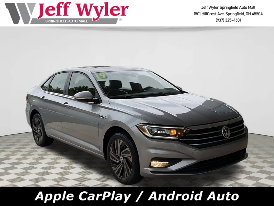 2019 Volkswagen Jetta SEL Premium photo 1