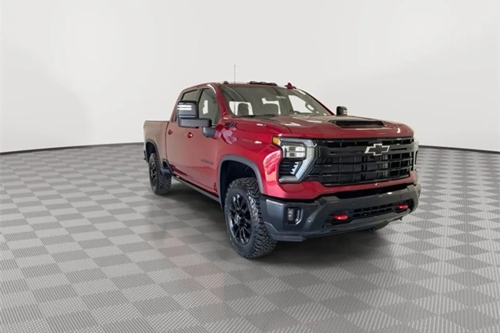 2025 Chevrolet Silverado 2500HD LTZ photo 1