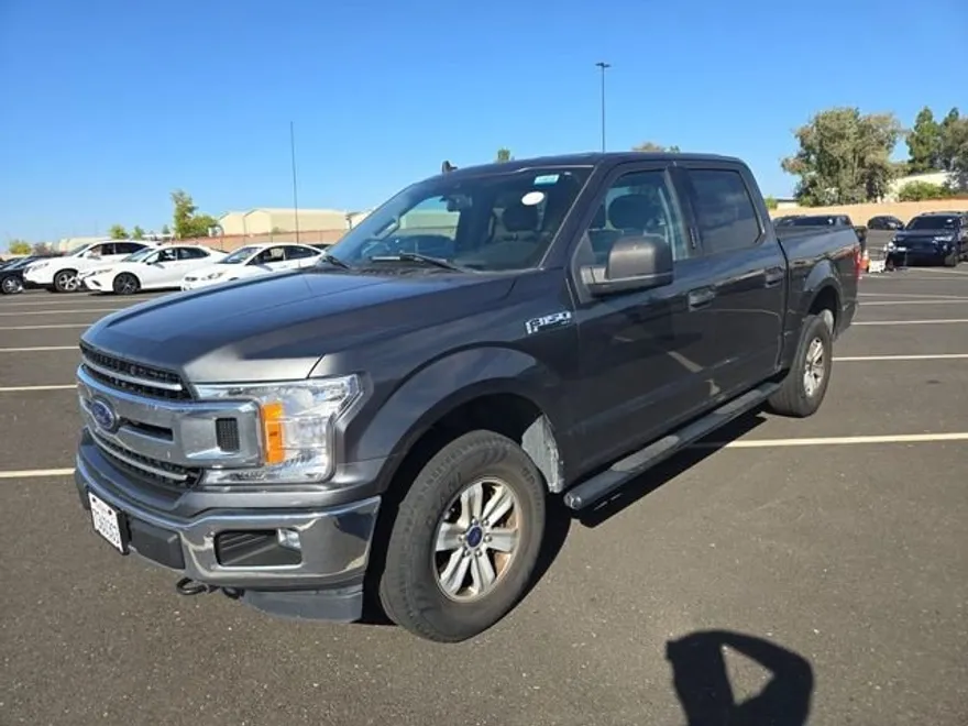 2019 Ford F-150 XLT photo 1