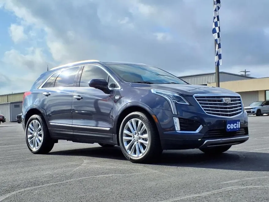 2018 Cadillac XT5 Platinum photo 1