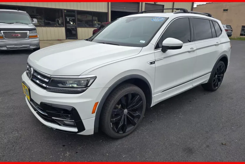 2021 Volkswagen Tiguan SEL Premium R-Line Sport photo 1
