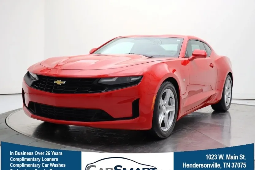 2023 Chevrolet Camaro 1LT photo 1