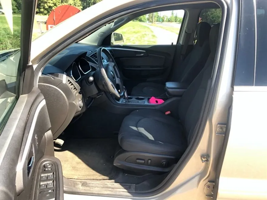 2009 Chevrolet Traverse photo 9
