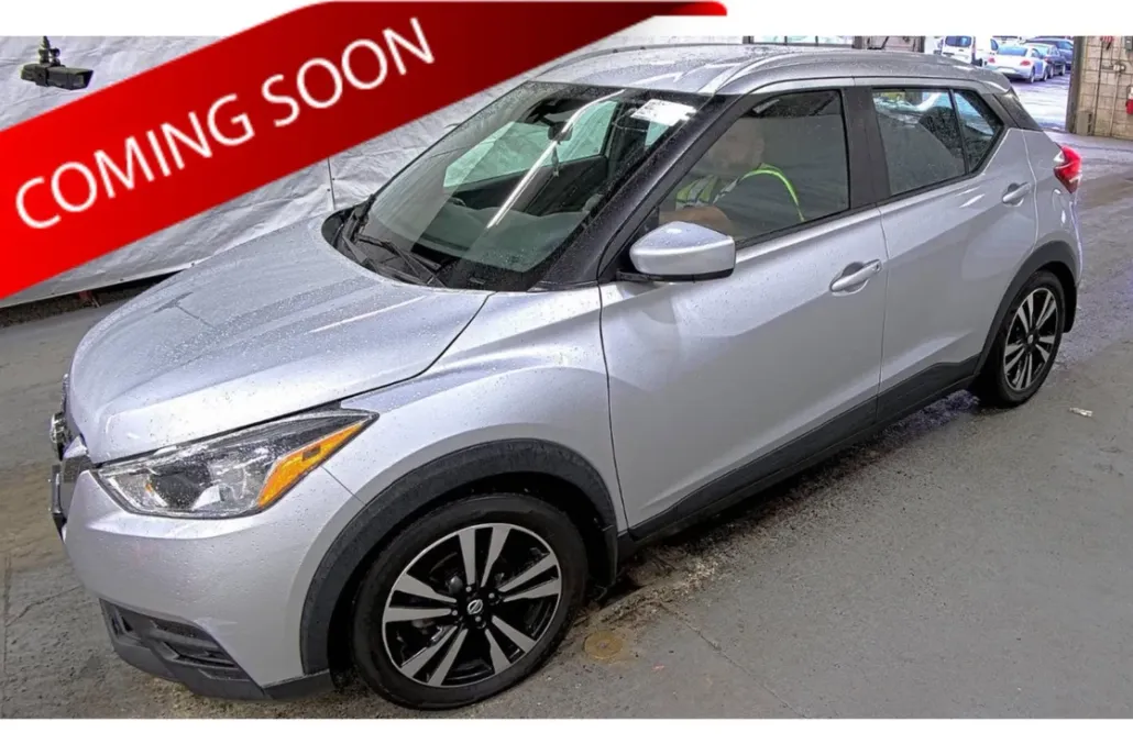 2020 Nissan Kicks SV photo 1