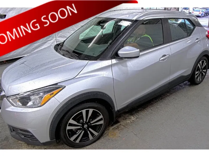 2020 Nissan Kicks SV photo 1