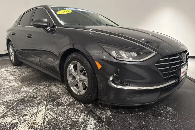 2021 Hyundai Sonata SE photo 1